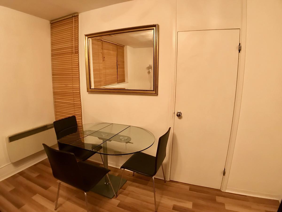 Central Apartment 5 Mins Putney Tube Station Londra Esterno foto